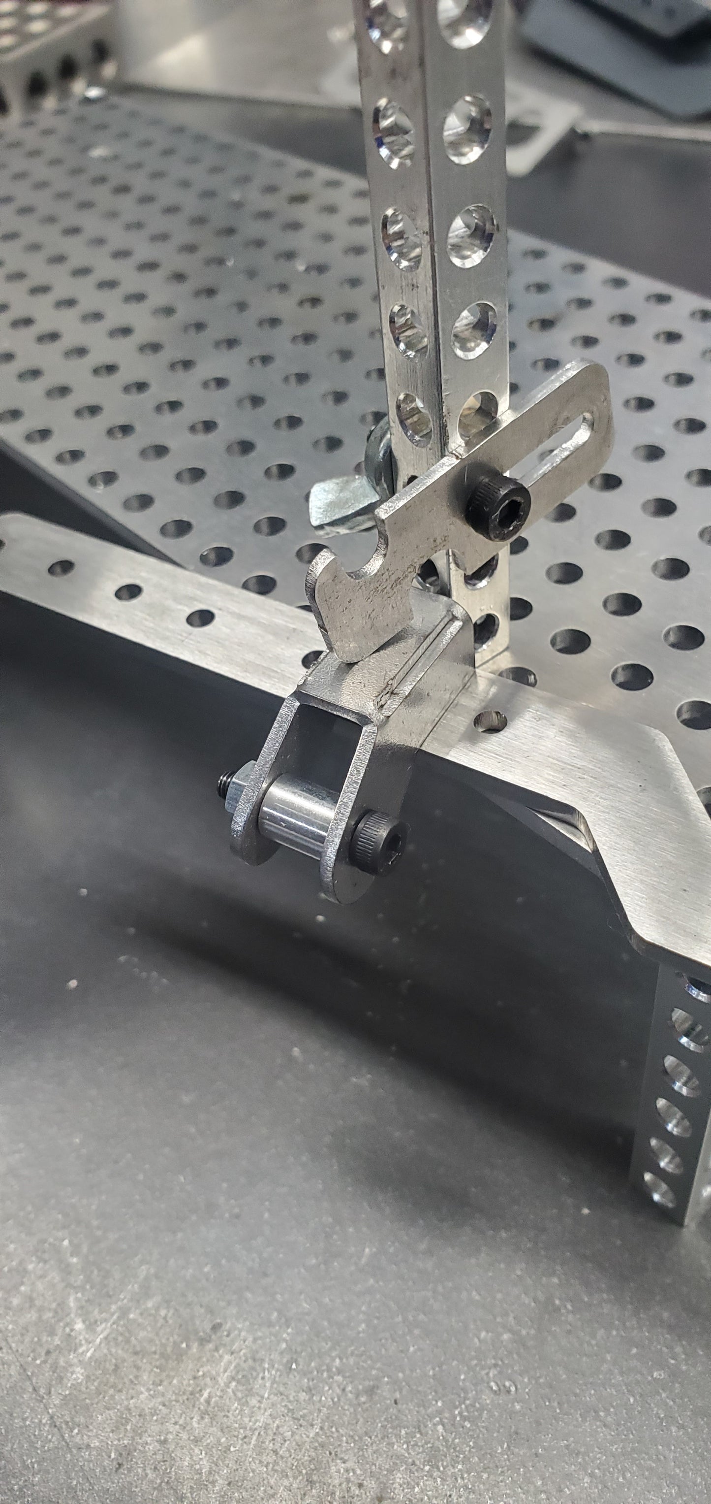 Panhard/I-Beam Pivot mount